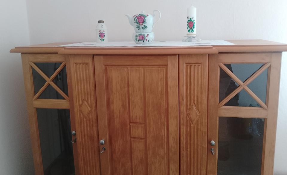 Sideboard, Anrichte, Schrank, massiv Erle sehr gepflegt, zeitlos in Georgsheil
