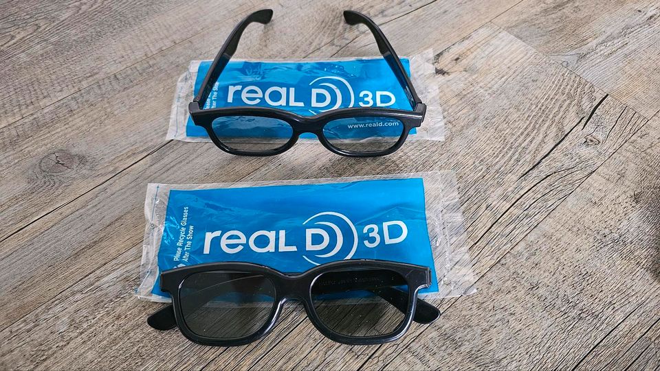 Philips 3D Brille schwarz mit Stoffetui 3D Brillen real D 3D Kino in Gelsenkirchen