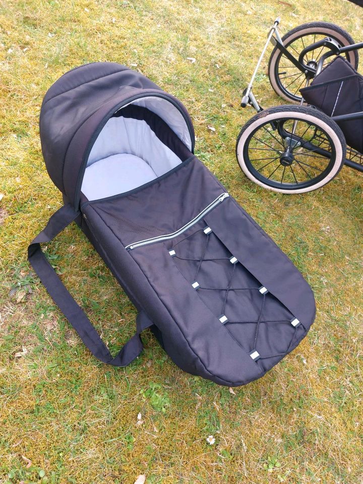 Dänischer Kinderwagen von Trille in Lüneburg