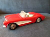 BURAGO - CHEVROLET CORVETTE 1957 ROT/WEISS 1:18 UNBESPIELT Nordrhein-Westfalen - Moers Vorschau