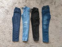 Jeanshose Hose Jungenhose Kinderhose Jeans Gr 134-140 Nordrhein-Westfalen - Borchen Vorschau