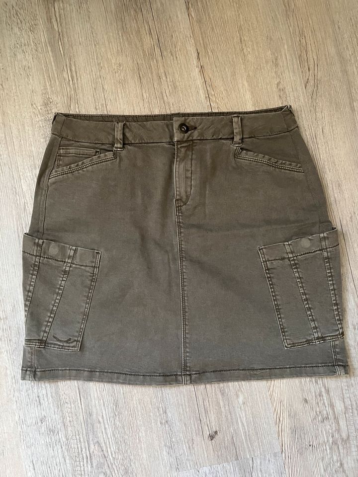 Khaki/Grüner Jeansrock kurz Größe 42 Edc by Esprit in Siegen