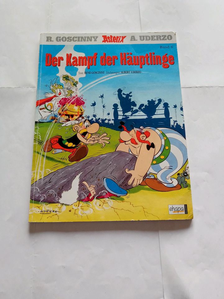 Asterix Hefte Band 4, 6, 10, 24 zus. 13€ ! in Altenbeken