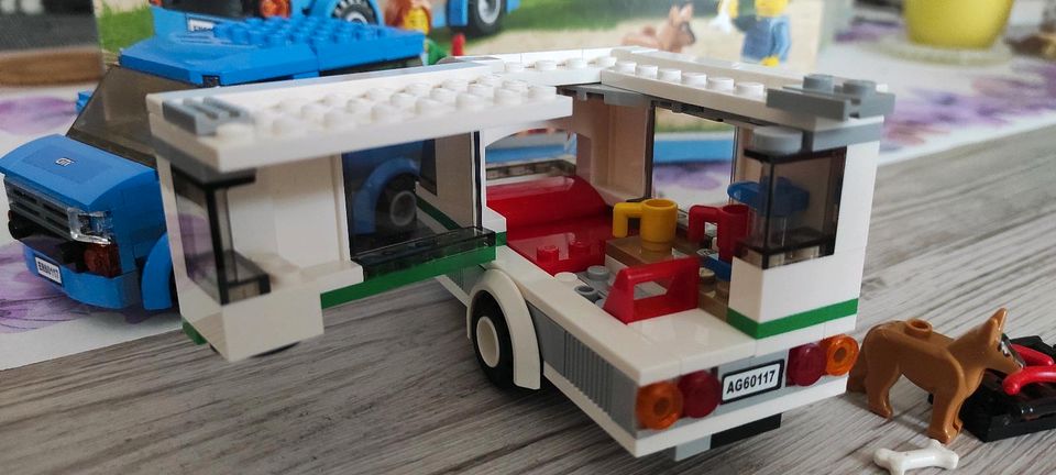 Lego City 60117 Van mit Wohnwagen mit OVP und Anleitung in Erlabrunn