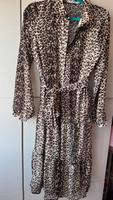 NA-KD Kleid Leo Gr.36 Stuttgart - Degerloch Vorschau