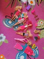 Barbie Puppen mit Kleidung Nordrhein-Westfalen - Krefeld Vorschau