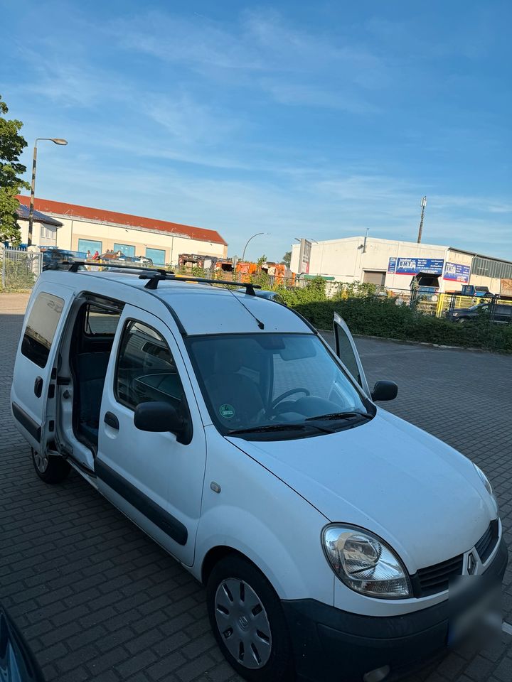 Renault Kangoo Maxi voll fahrbereit in Berlin