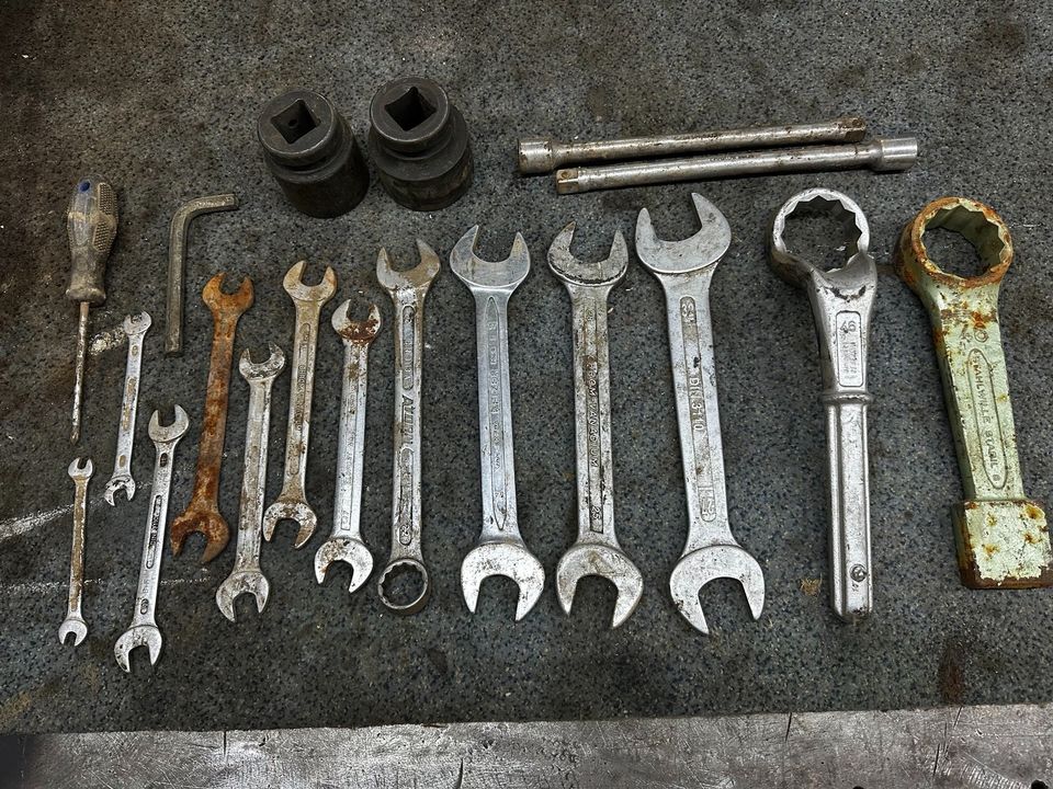 Werkzeug Konvolut Schlüssel Nüsse 1/2 Verlängerung Werkstatt in Herzogtum  Lauenburg - Mölln, Heimwerken. Heimwerkerbedarf gebraucht kaufen