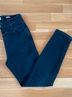 Closed Skinny pusher Jeans Hose Gr 31 grau schwarz Berlin - Steglitz Vorschau