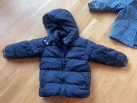 GAP Winterjacke Dunkelblau Gr. 98/104 kuschelig warm Hessen - Lahnau Vorschau