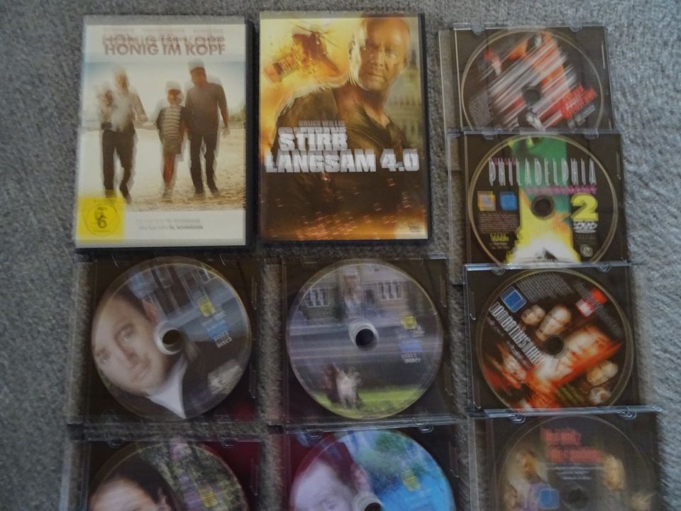 120 CDs / DVDs  Rock Pop Hörbücher Filme usw. alles dabei in Neustadt-Glewe