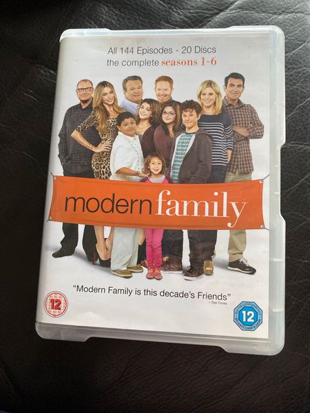 Modern Family Staffeln 1-6 DVD-Box, Englisch, 20 CDs,144 Episoden in  Duisburg - Duisburg-Süd | eBay Kleinanzeigen ist jetzt Kleinanzeigen