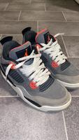 Jordan 4 rot,grau Baden-Württemberg - Oberrot Vorschau