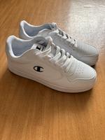 Weiße Champion Sneaker – Größe 43 - Sehr guter Zustand Berlin - Marzahn Vorschau
