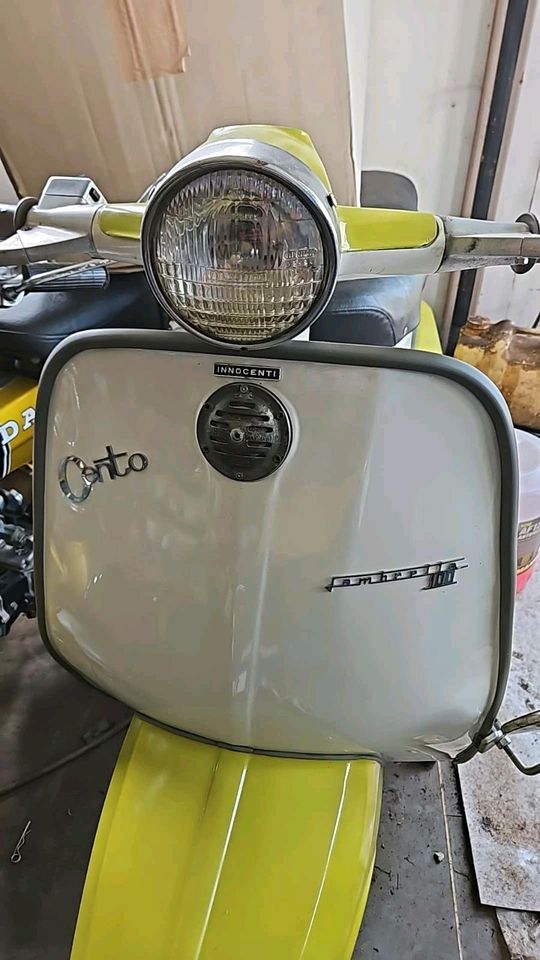 Lambretta Cento 100 (no Vespa PX 50 P Roller in Silzen