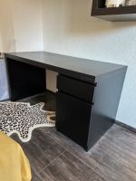 Ikea Schreibtisch MALM mit 3 x Würfel für Wandmontage Bayern - Germaringen Vorschau