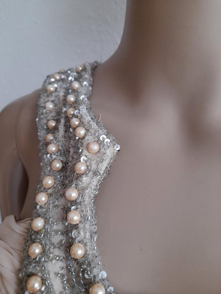 Luxus Damen Abendkleid beige creme | Gr. 34 | Apart | rückenfrei in Waltenhofen