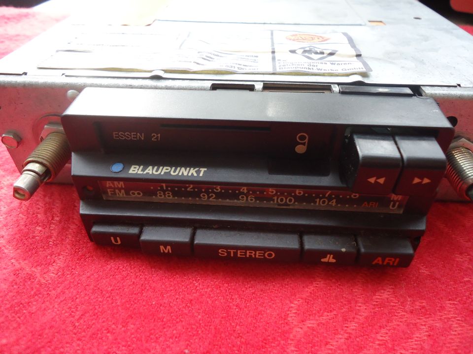 3 Oldtimer Blaupunkt Autoradios alte Auto-Radio-Kassette/CD in Babensham