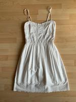 Kleid von Dreimaster, Größe: M, weiß, mit Lochspitze, neuwertig Hessen - Petersberg Vorschau