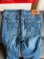 Tommy Hilfiger Jeans NORA 24/30 Niedersachsen - Belm Vorschau
