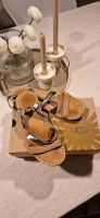 UGG Sandale Sandalette gr 40 beige/ grau Rheinland-Pfalz - Alsdorf (Westerwald) Vorschau