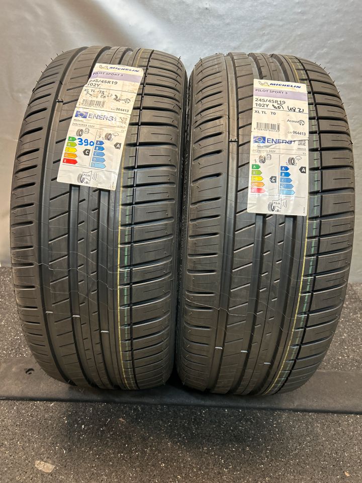 2x Sommerreifen Michelin 245/45 R19 102Y XL inkl. Montage in Burgwald