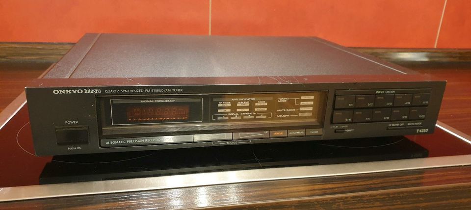 Onkyo Tuner Integra T-4250 schwarz in Bergkirchen