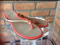 GAP Sandalen* Leder* T-Strap* Zehentrenner* Gr. 40* Nordrhein-Westfalen - Brühl Vorschau