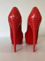 ♥️LOUBOUTIN: Rote Pythonleder-Highheels, Gr. 37 // NP: 1.600$ München - Pasing-Obermenzing Vorschau