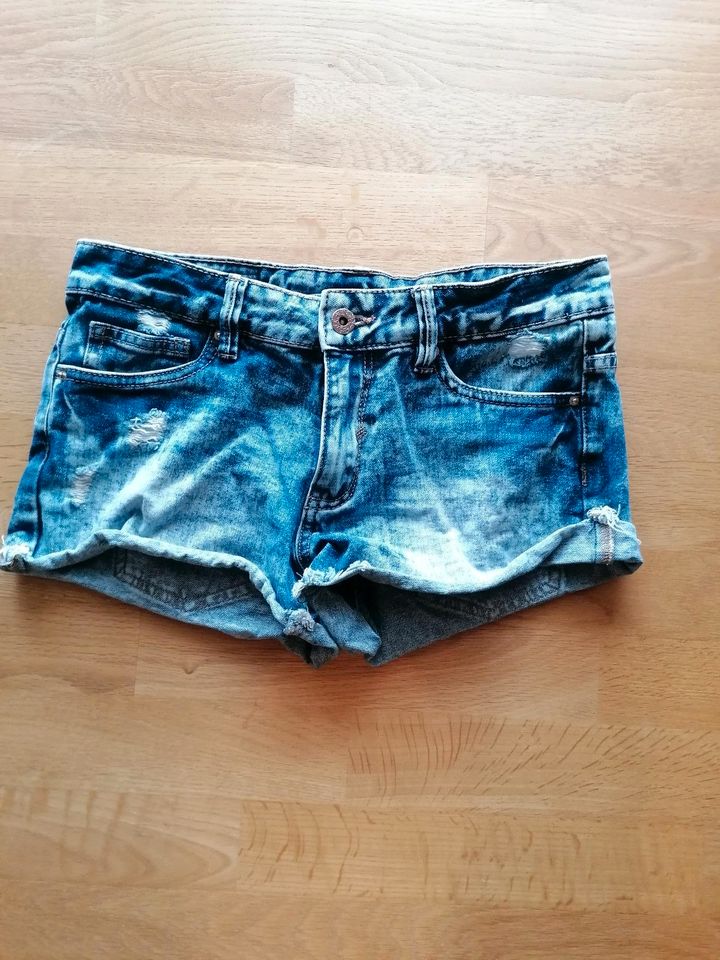 Jeans Short, kurze Jeans, Hot pants in Lauingen a.d. Donau