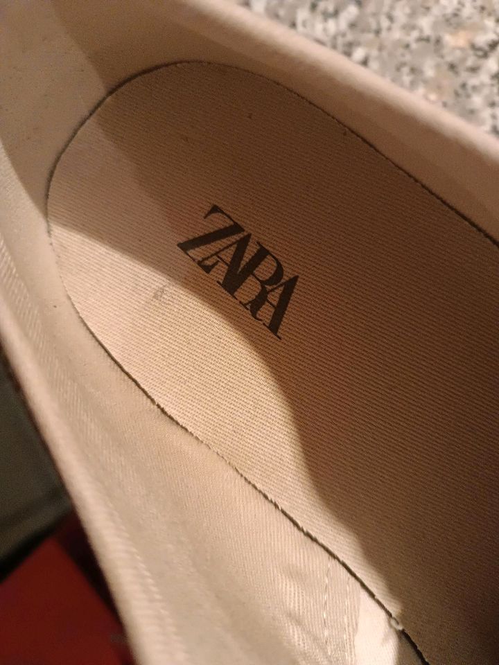 Zara Schuhe in Bad Oeynhausen