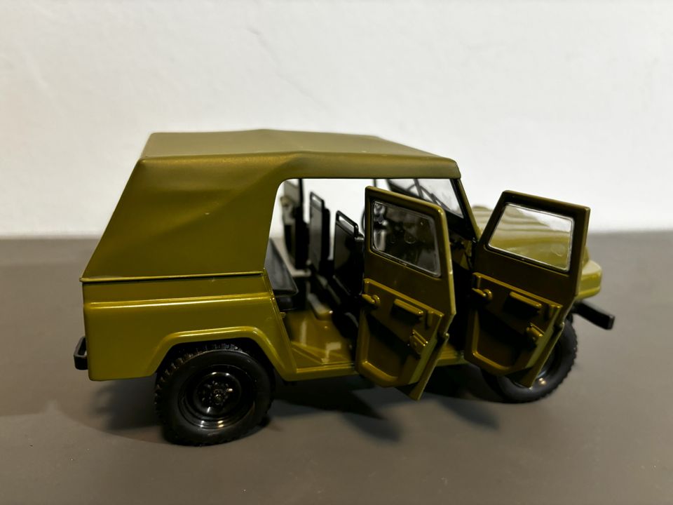 Modellauto BJ212 Beijing Jeep 1/18 in Heidelberg