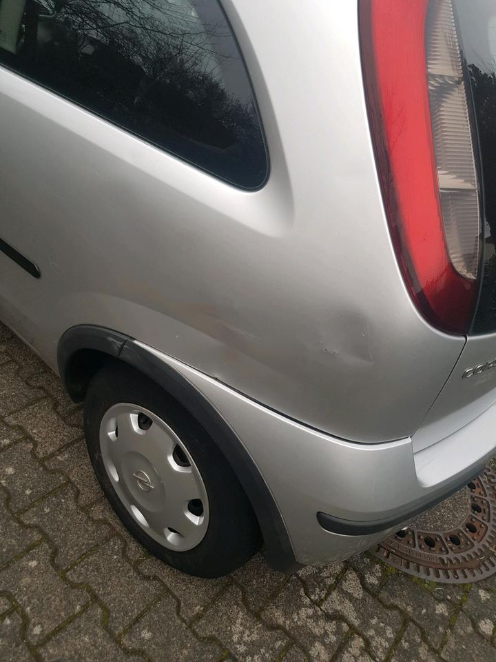 Opel Corsa  C      NEU  TÜV in Rodgau