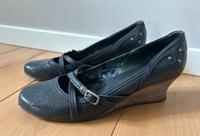 Keilpumps von ESPRIT * Gr. 40 * Pumps * dunkelblau Niedersachsen - Harpstedt Vorschau