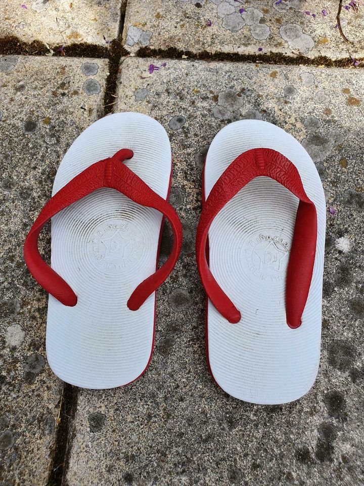 Flip Flops für Kinder aus Thailand 16 cm lang in Riedenburg