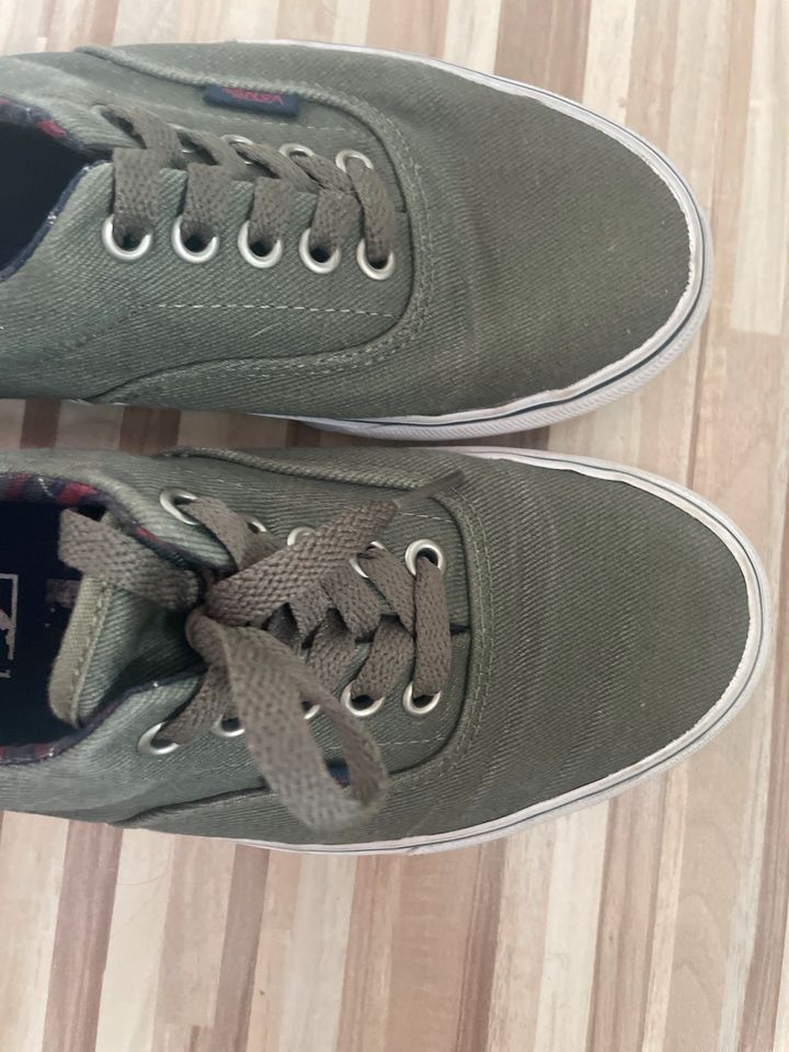 Vans Sneaker in Weißenthurm  