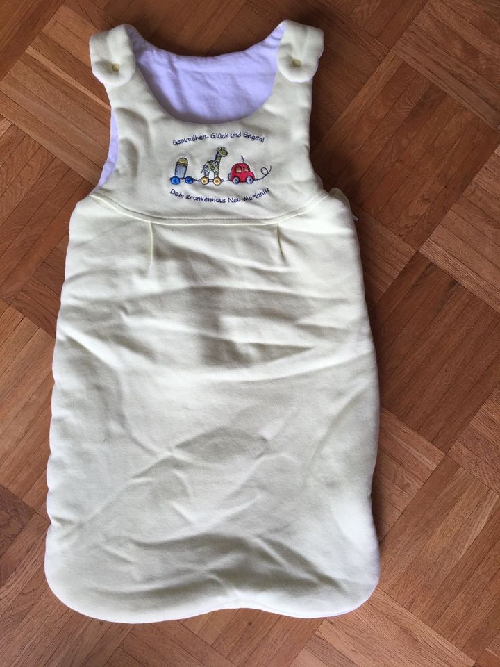 Weicher Säuglingsschlafsack Gesamtlänge 65 cm in Niedersachsen - Bad  Bevensen | Babykleidung Größe 68 kaufen | eBay Kleinanzeigen ist jetzt  Kleinanzeigen