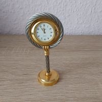 Miniatur Uhr Tisch-Uhr Stand-Uhr, Uhrenwerk schwenkbar, läuft Berlin - Neukölln Vorschau