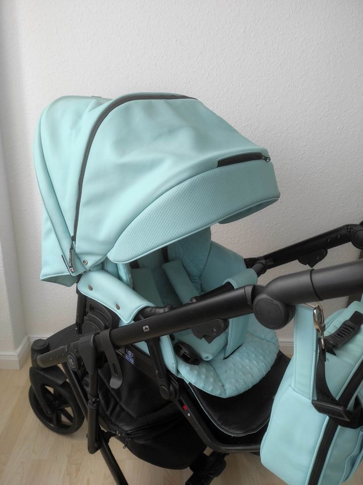 Kinderwagen Adamex in super Zustand in Bielefeld