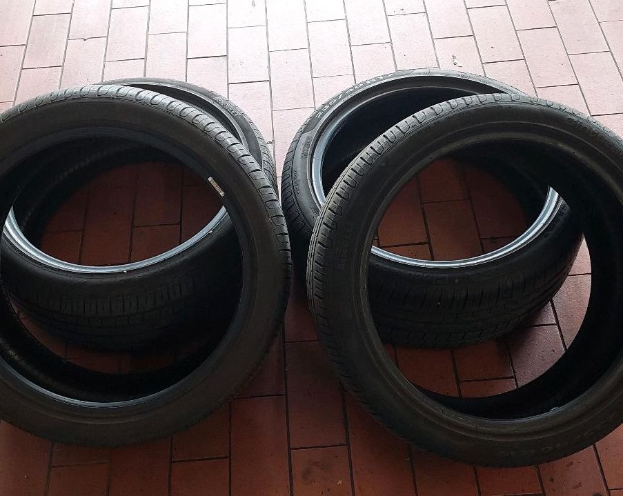 235/40 r19 Pirelli cinturato Sommerreifen dot 15 in Schöningen