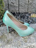 Tamaris Pumps grün Leder Leather Cuir Gr.38 Bayern - Ebermannstadt Vorschau