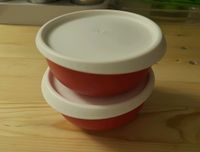 2 Tupperware Schüsseln mit Deckel, Ergonomica 550 ml Baden-Württemberg - Großbottwar Vorschau