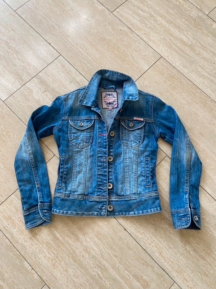 Jeans- Jacke der Marke Vingino, wie neu in Gehrden