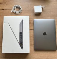 Apple MacBook Pro 13,3 Zoll Touchbar 2,4 GHZ 1 TB SSD 8GB RAM OVP Nordrhein-Westfalen - Dinslaken Vorschau