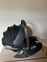 Cybex Cloud T i- size Babyschale Liegefunktion Essen - Essen-Borbeck Vorschau