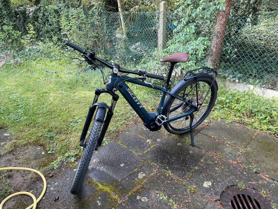 Scott Axis eride 20 E-Bike inkl. Zubehör *nur 1.345 km* in Offenbach