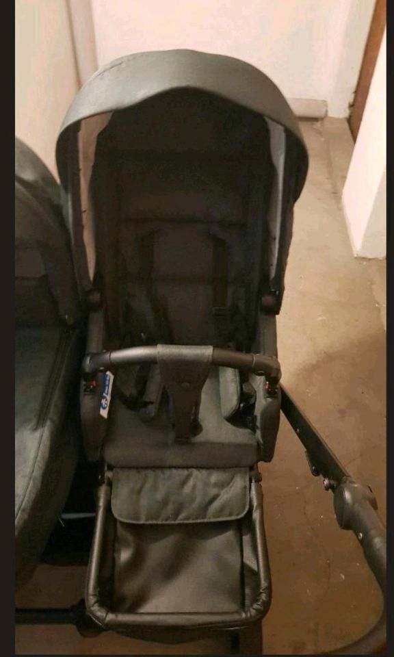 Jedo Geschwisterkinderwagen, wie neu, grün in Bremen