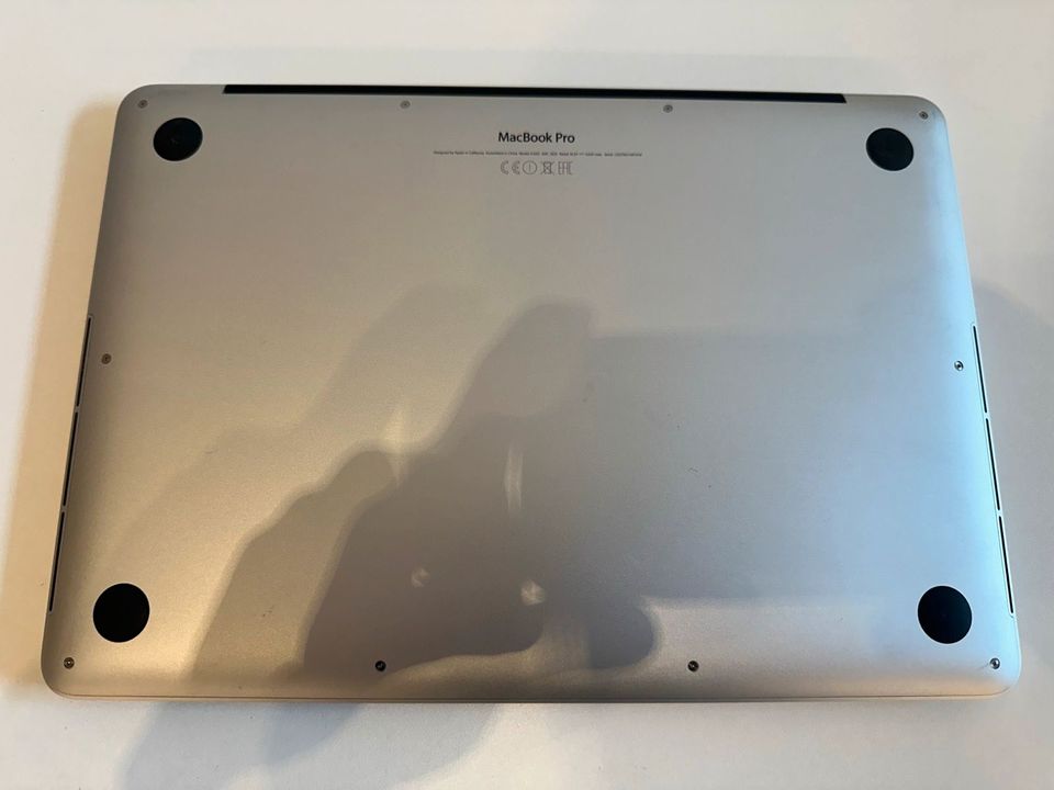 MacBook Pro 13“ 2015 i5 | 8GB | 256GB in Dresden