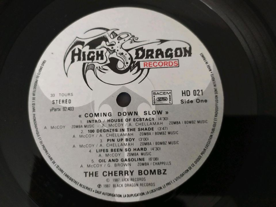 The Cherry Bombz - Coming Down Slow LP & Hot Girls In Love E.P. in Bonn