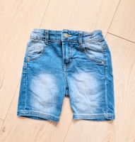 Jeansshorts Gr. 122 Niedersachsen - Bassum Vorschau